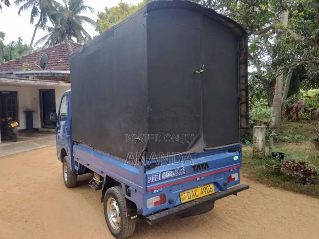 Tata Dimo Batta 2015 Lorry (Used)