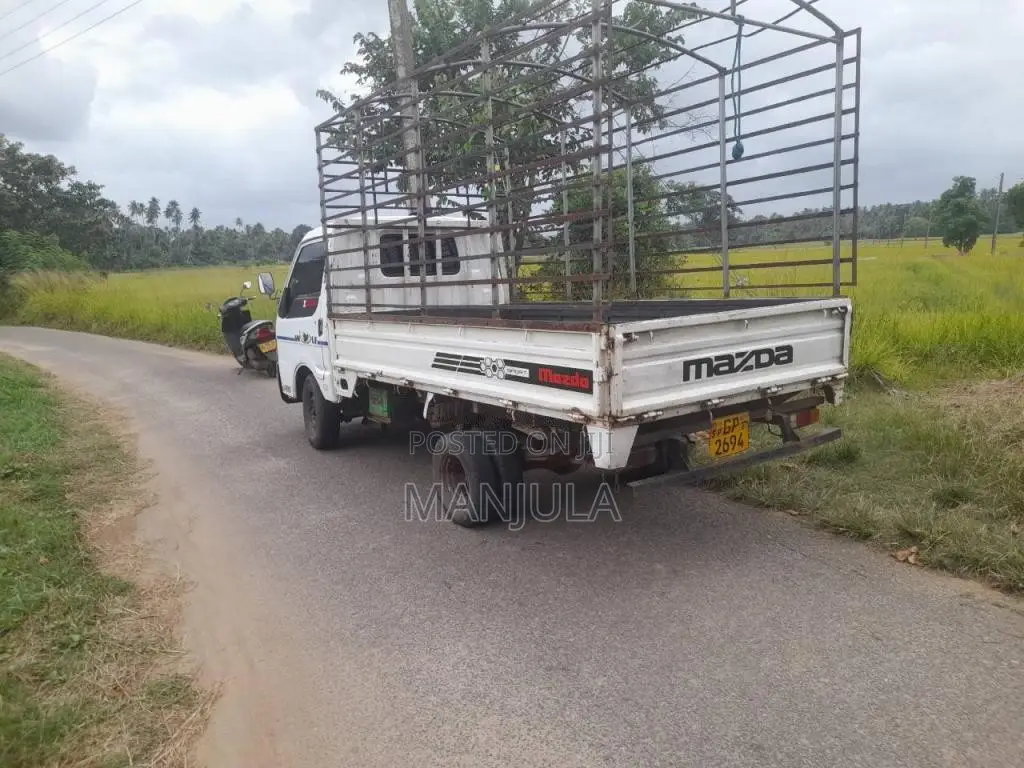 Mazda Bruni 2000 Lorry (Used)