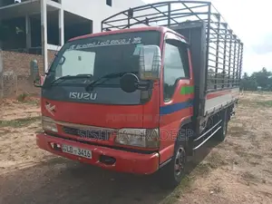 Isuzu Lorry Isuzu 2007 Lorry (Used)