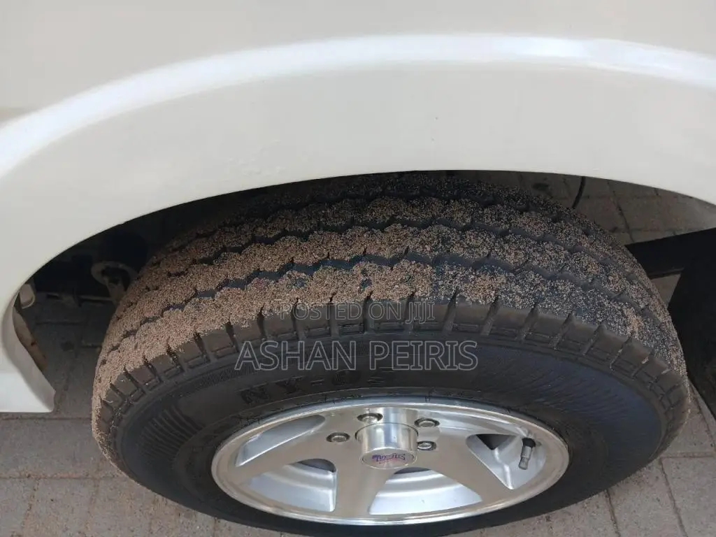 Mazda Bongo Vanette 2010 Van (Used)