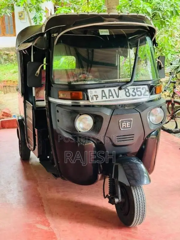 Bajaj RE 2014 Three Wheel (Used)