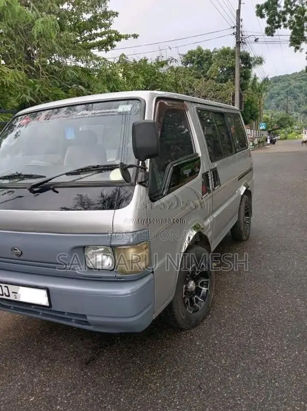 Mazda Bongo 2004 Van (Used)