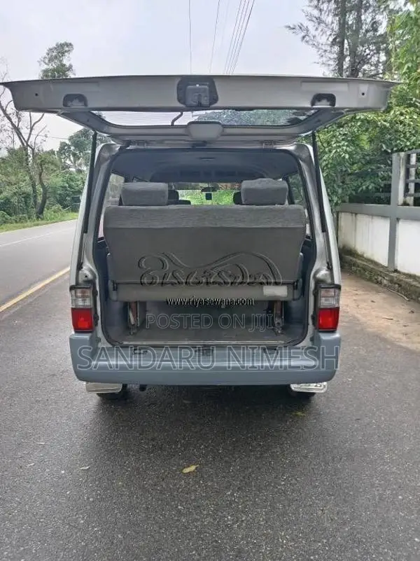 Mazda Bongo 2004 Van (Used)