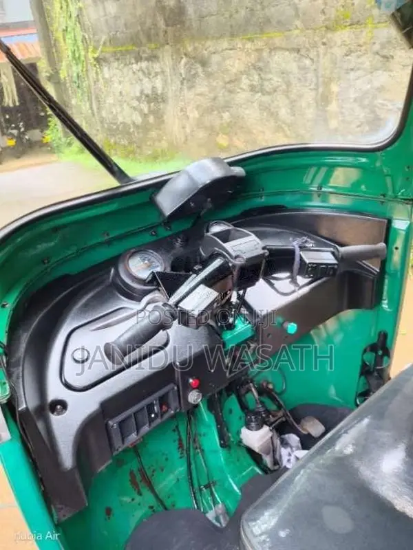 Bajaj RE 2013 Three Wheel (Used)