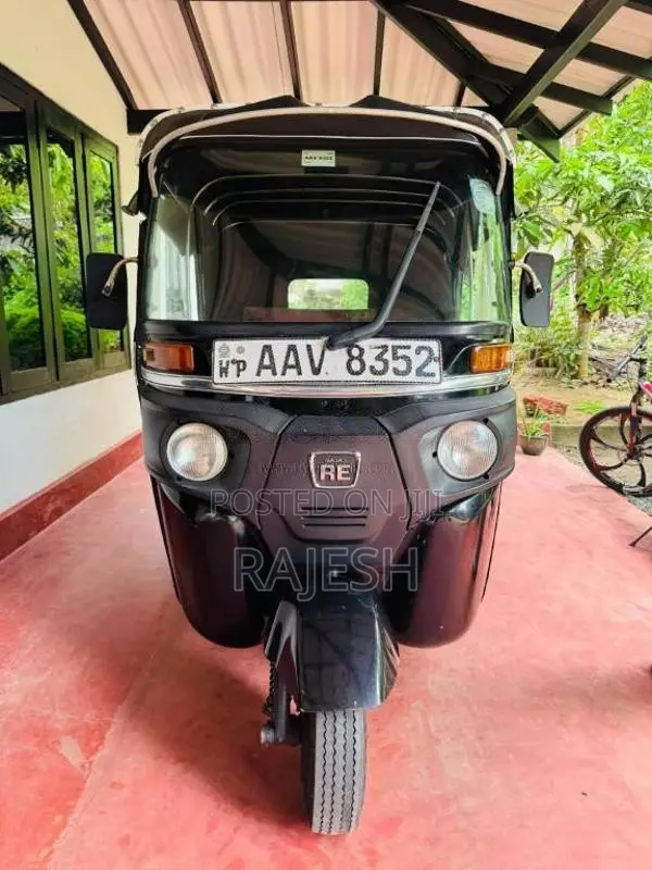 Bajaj RE 2014 Three Wheel (Used)