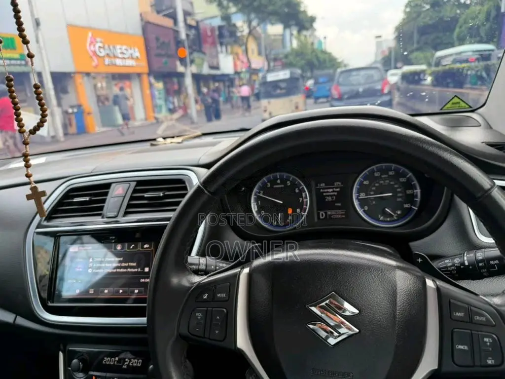 Suzuki S Cross 2018 SUV (Used)