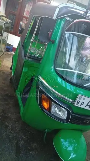 TVS King 2015 Three Wheel (Used)