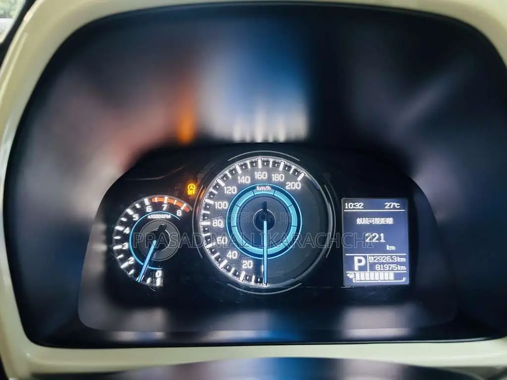Suzuki Xbee 2020 SUV (Used)