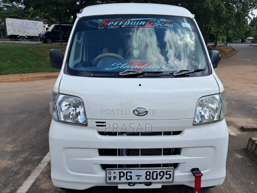 Daihatsu Hijet 2015 Van (Used)