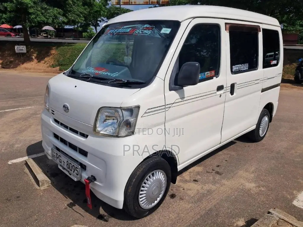 Daihatsu Hijet 2015 Van (Used)