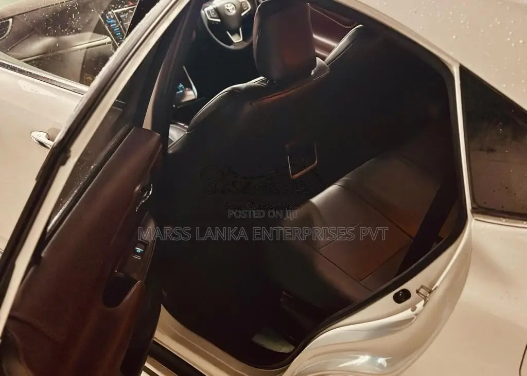 Toyota Harrier Advance Premium 2015 SUV (Used)