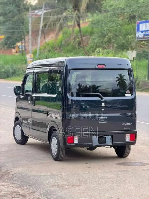 Suzuki DA17 Every 2024 Van (Used)