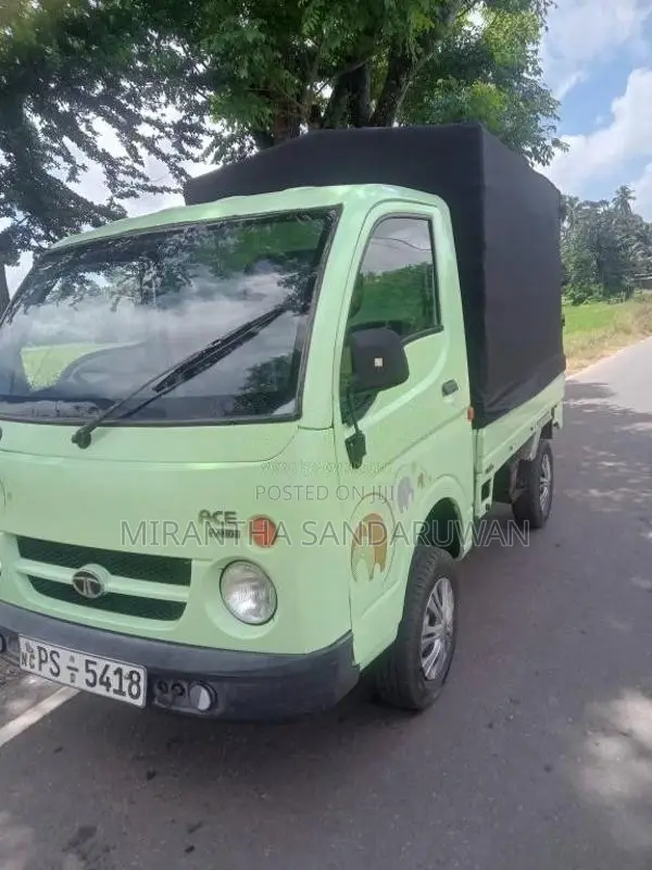 Tata Dimo Batta 2012 Lorry (Used)
