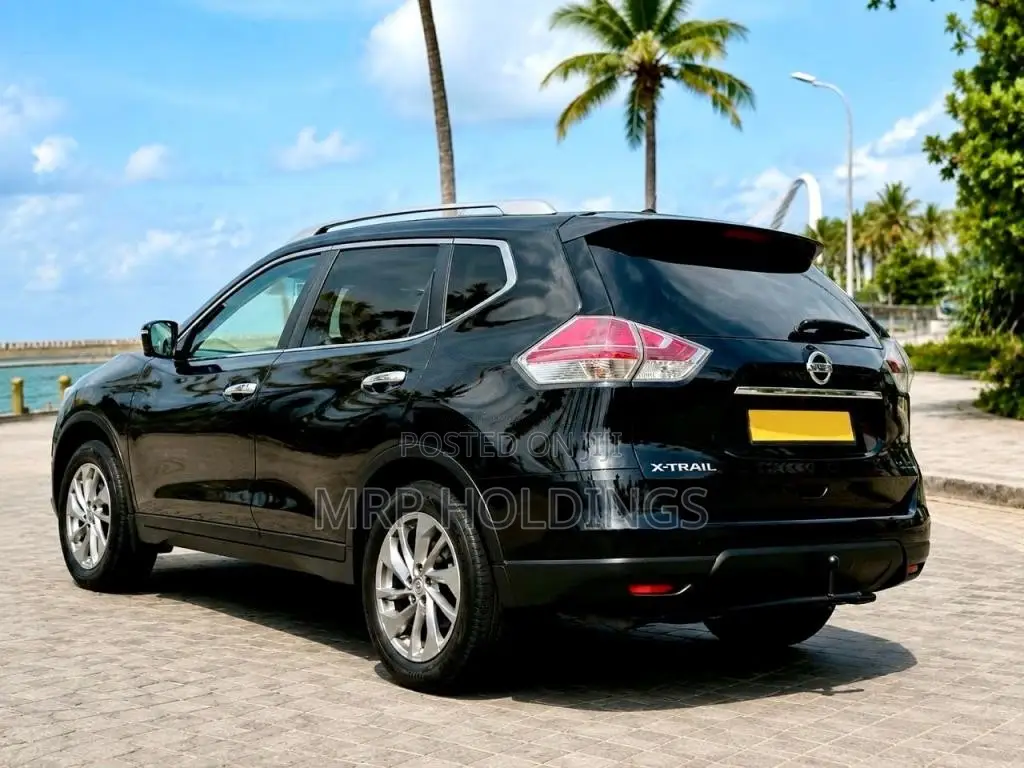 Nissan X-Trail ADVANCE Spec 2015 SUV (Used)