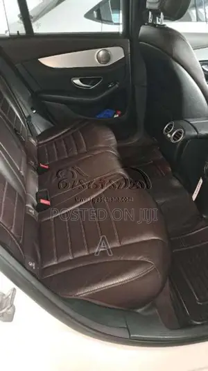 Mercedes-Benz GLC250 2017 SUV (Used)