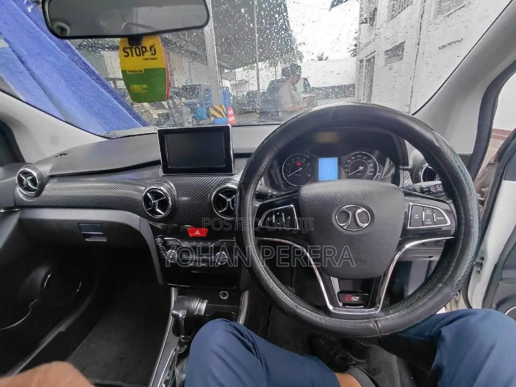 Micro K25 2018 SUV (Used)