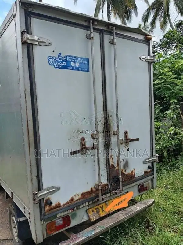 Mahindra Maxximo Plus 2013 Lorry (Used)