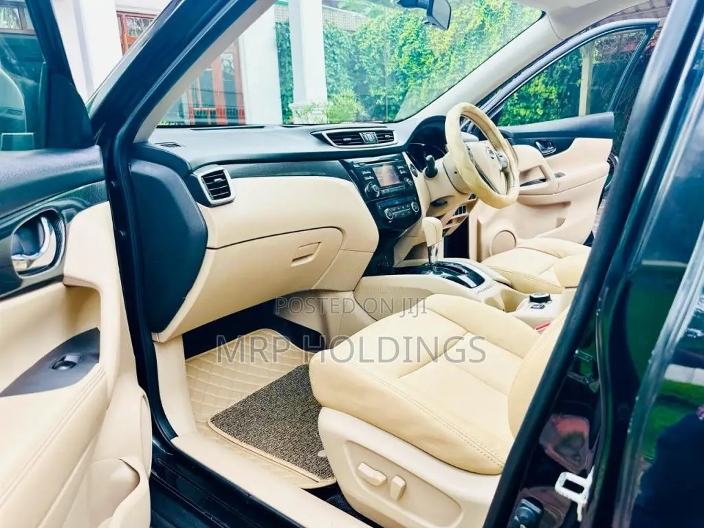 Nissan X-Trail ADVANCE Spec 2015 SUV (Used)