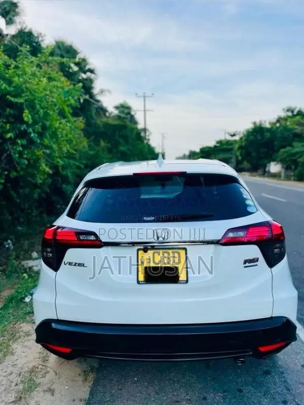Honda Vezel 2018 SUV (Used)