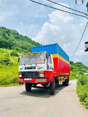 Ashok-Leyland Tusker Super 2006 Lorry (Used)
