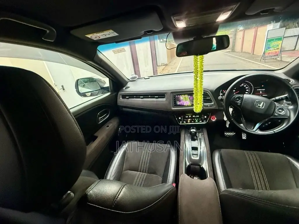 Honda Vezel 2018 SUV (Used)