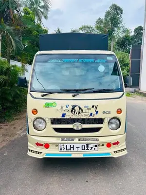 Tata Dimo Batta 2010 Lorry (Used)