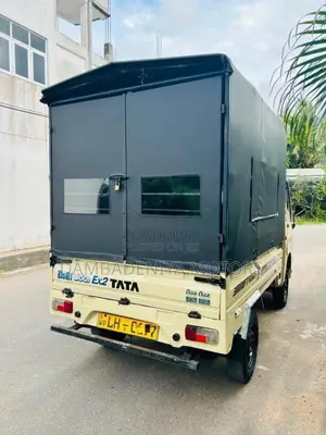 Tata Dimo Batta 2010 Lorry (Used)