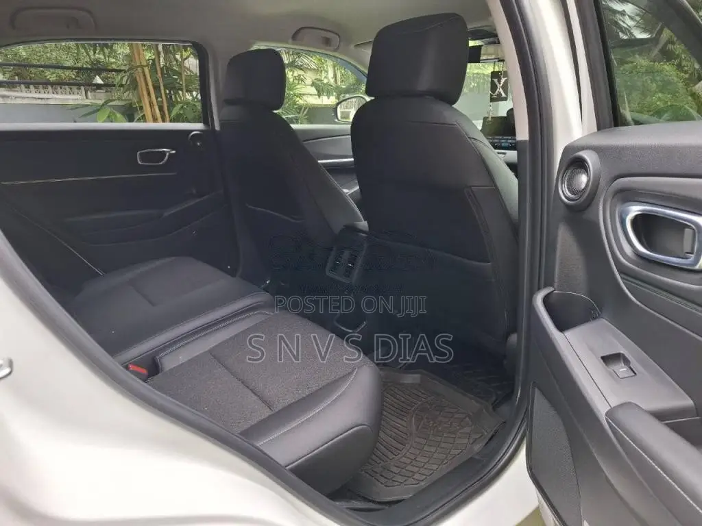 Honda Vezel Z Premium 2025 SUV (Used)