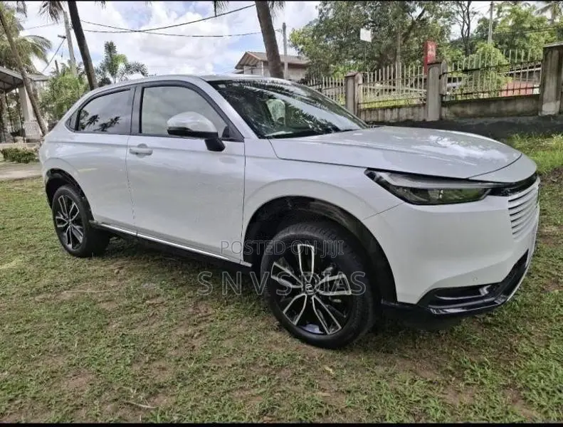 Honda Vezel Z Premium 2025 SUV (Used)