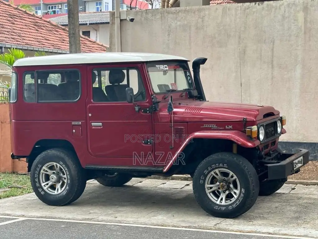 Toyota Land Cruiser Bj42 1985 SUV (Used)