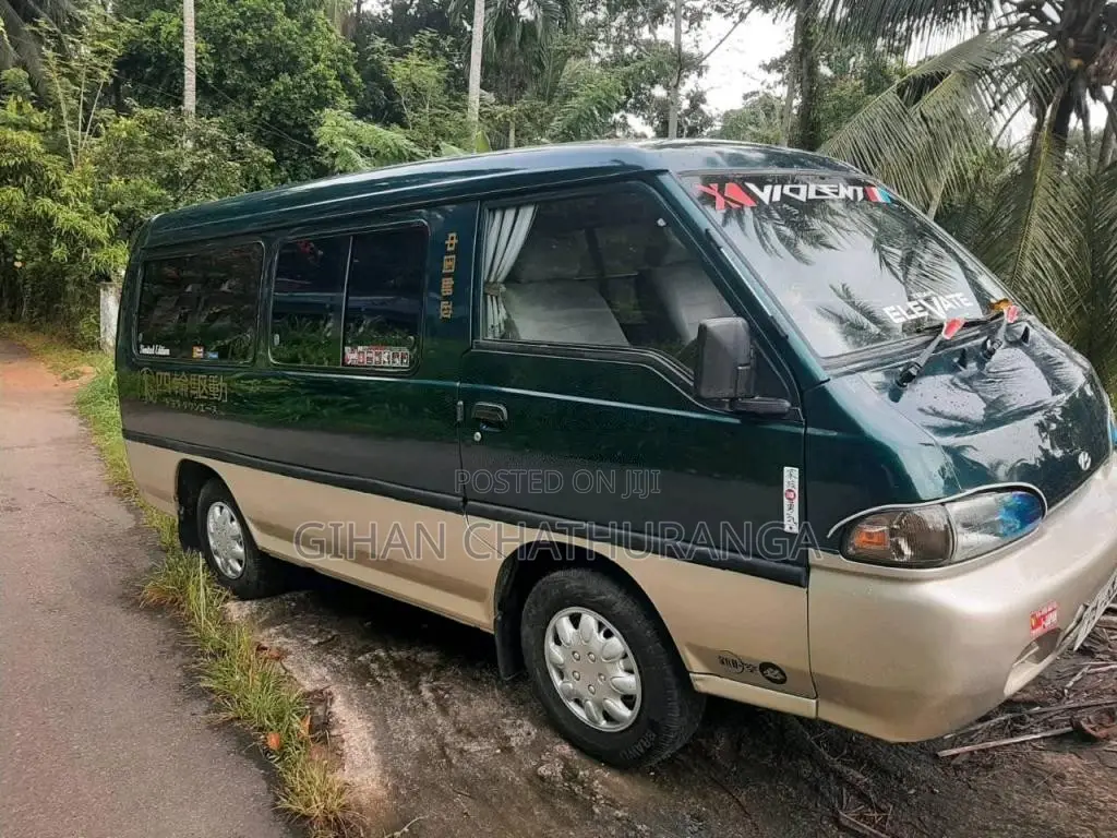 Hyundai H100 2000 Van (Used)