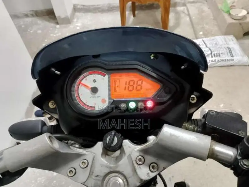 Bajaj Pulsar 150 2010 Motorbike (Used)