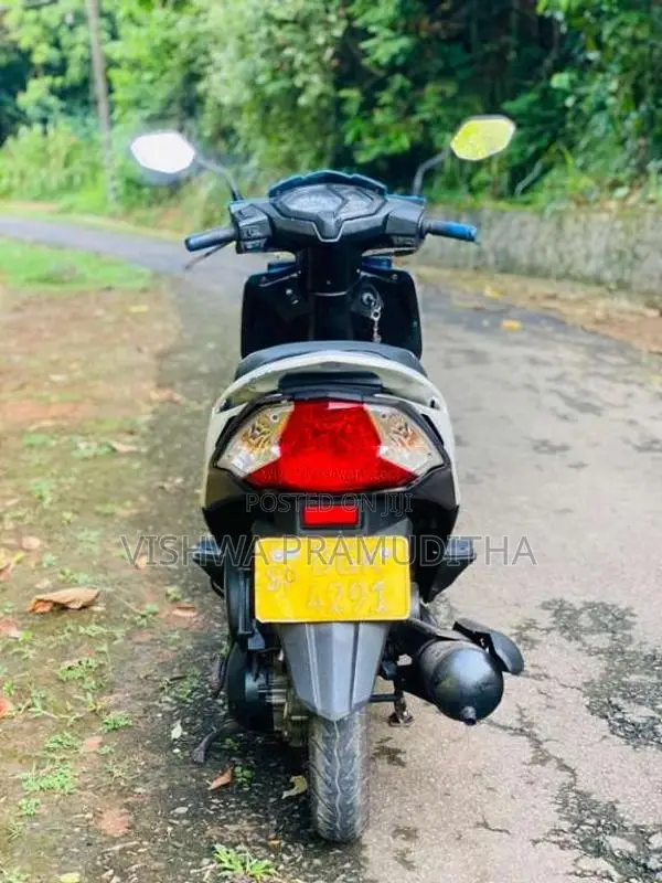 Honda Dio 2018 Motorbike (Used)