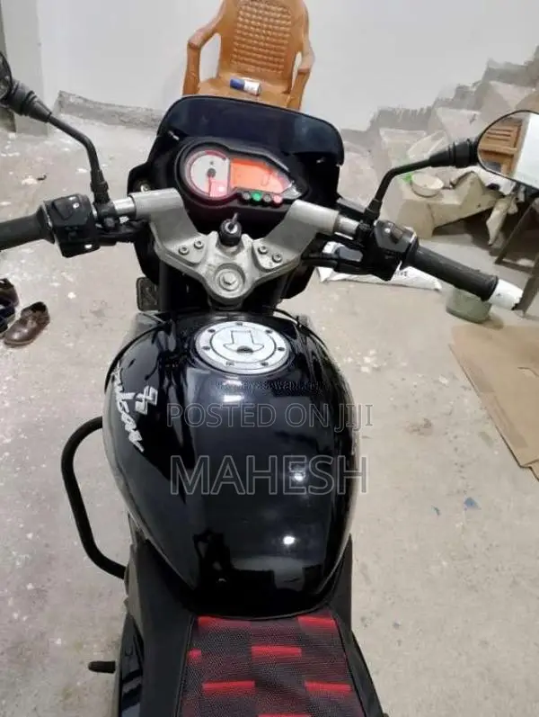 Bajaj Pulsar 150 2010 Motorbike (Used)