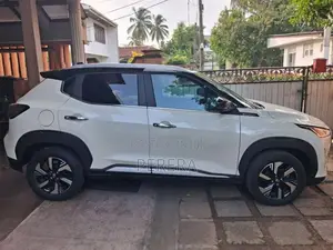 Nissan Tekna Plus AMT 2025 Car (Used)