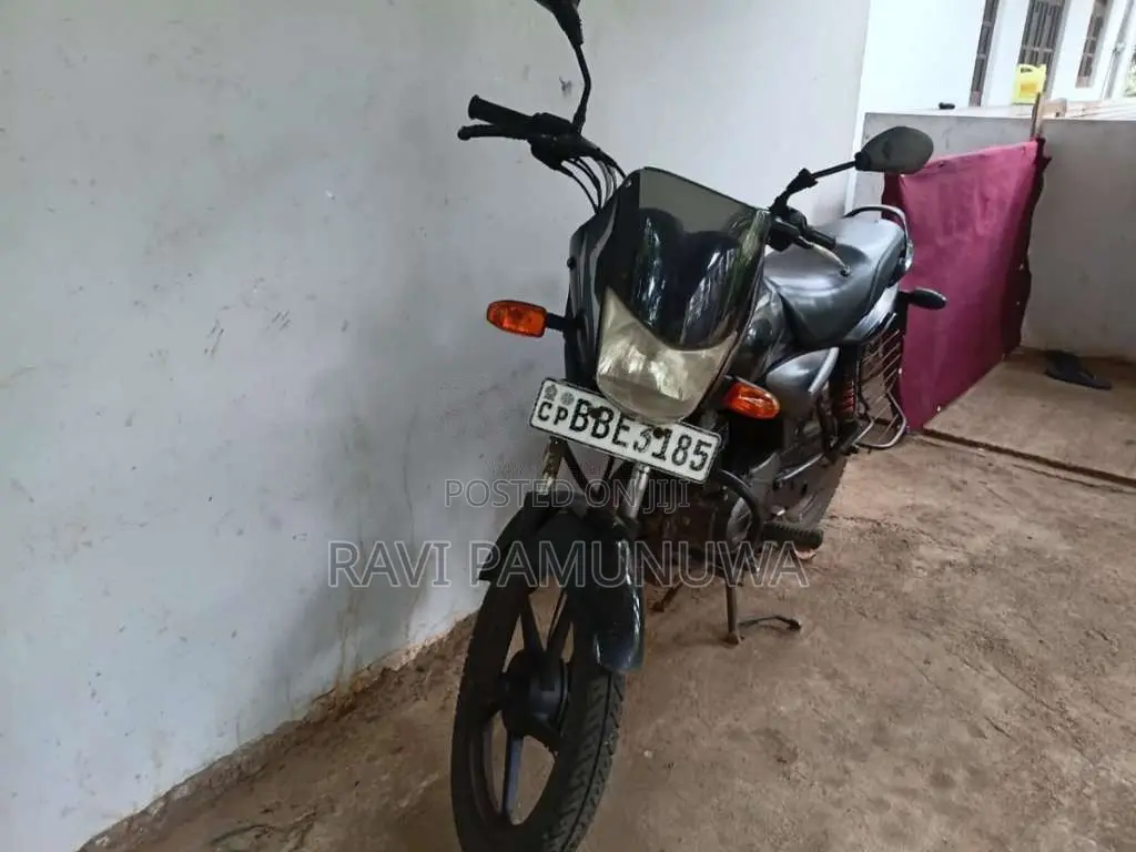 Bajaj Platina 2014 Motorbike (Used)