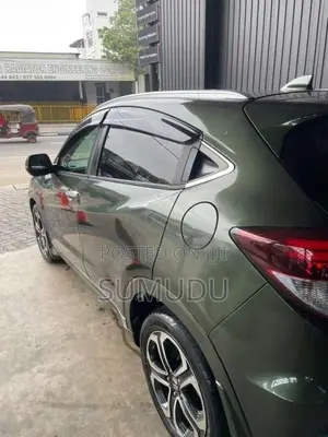 Honda Vezel Z Orange Pack 2014 SUV (Used)