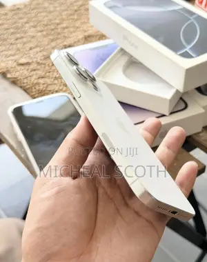 New Apple iPhone 16 Pro Max 1 TB White