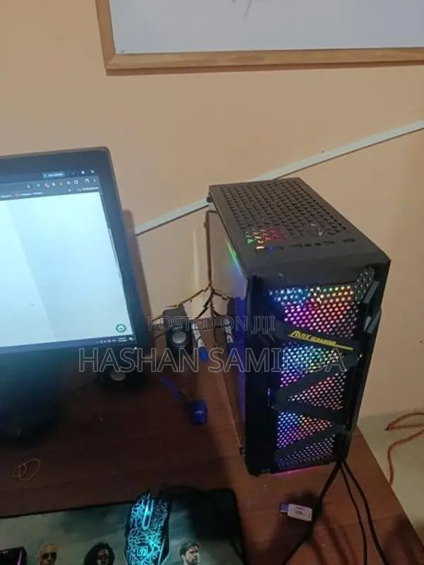 Intel Core i5 4th Gen 12GB RAM / 512GB SSD