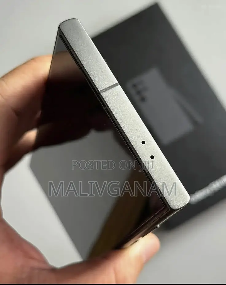 New Samsung Galaxy S24 Ultra 256 GB Black