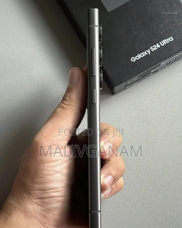 New Samsung Galaxy S24 Ultra 256 GB Black