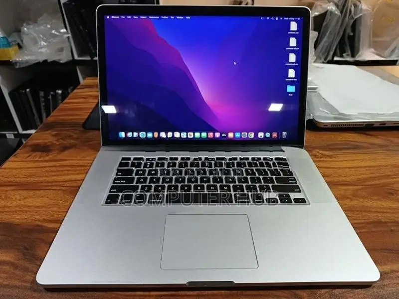 Apple A1398 MacBook Pro 16GB RAM 256GB Flash Storage Laptop