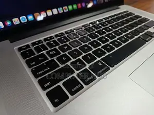 Apple A1398 MacBook Pro 16GB RAM 256GB Flash Storage Laptop