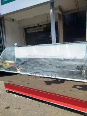කුකුල් මස් සහ මාළු ශීතකරන. Chicken & Fish Display Coolers