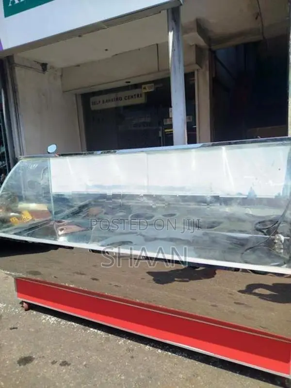 කුකුල් මස් සහ මාළු ශීතකරන. Chicken & Fish Display Coolers