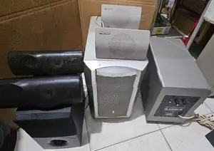 subwoofer, 2 speakers, Amp