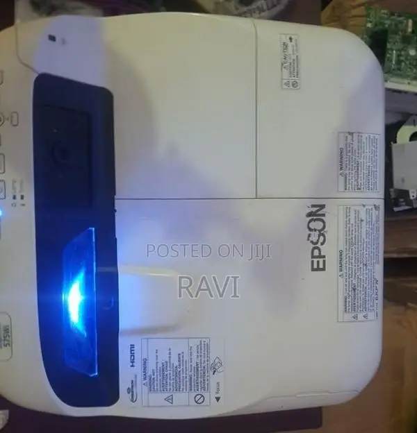 Ultra short throw Projector Epson