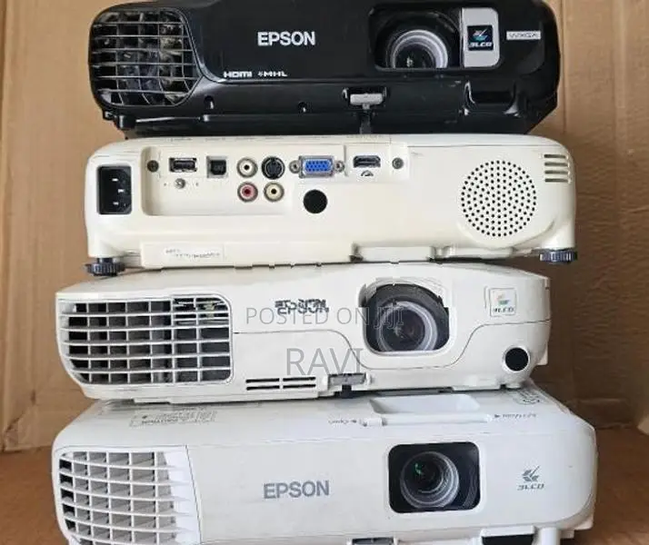 epson projector Lum 4000