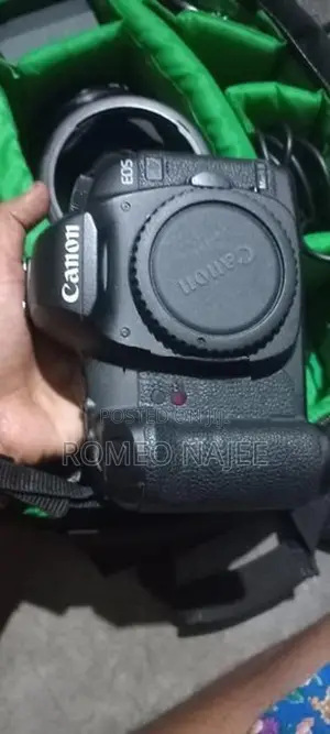 Canon 5D DSLR Camera