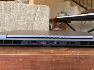 Lenovo LOQ 15 - RTX 5060 Laptop